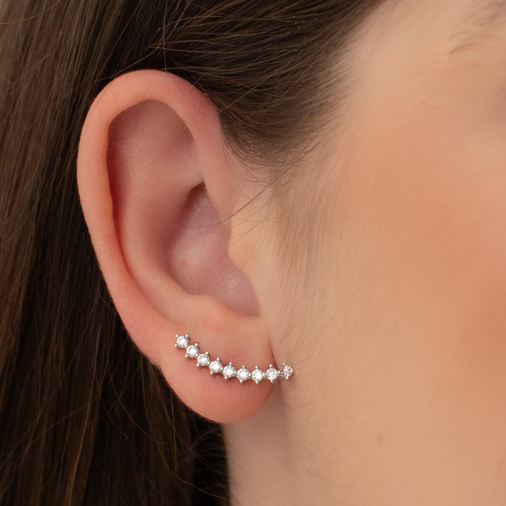 BRINCO EAR CUFF COM NOVE ZIRCÔNIAS