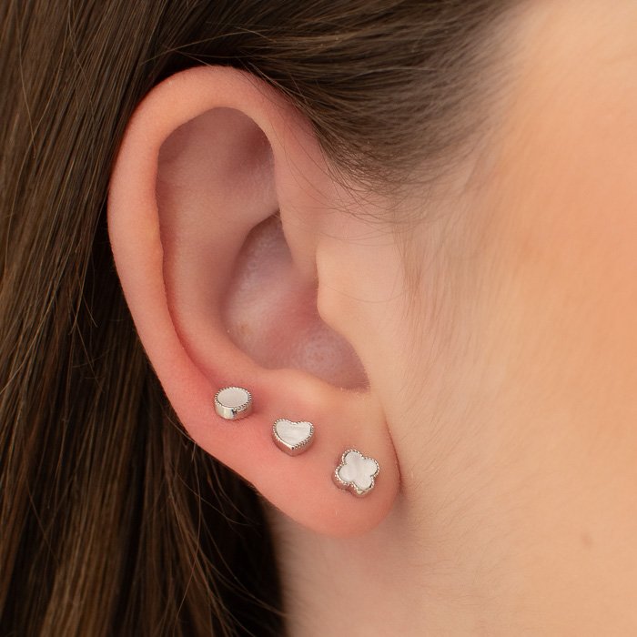 TRIO DE BRINCOS CÍRCULO, CORAÇÃO E TREVO