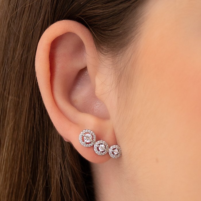 BRINCO EAR CUFF TRÊS ZIRCÔNIAS COM BORDA CRAVEJADA