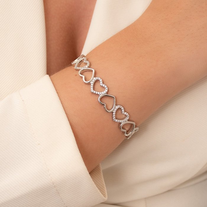 BRACELETE FEMININO ABERTO CORAÇÕES VAZADOS LISOS/CRAVEJADOS