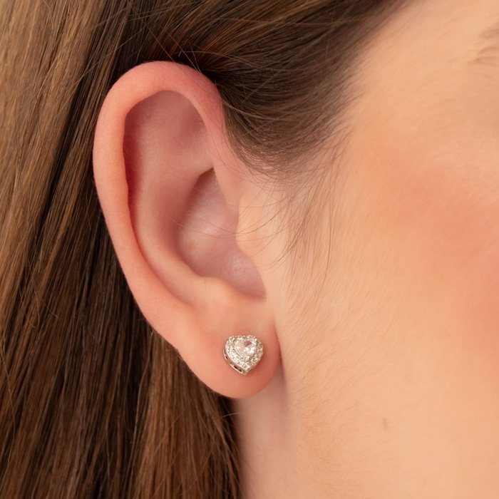 BRINCO CORAÇÃO DE ZIRCÔNIA E BORDA CRAVEJADA M