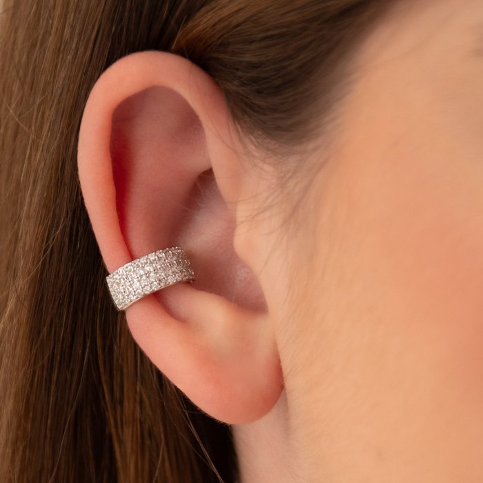 PIERCING FAKECRAVEJADO COM QUATRO CARREIRAS