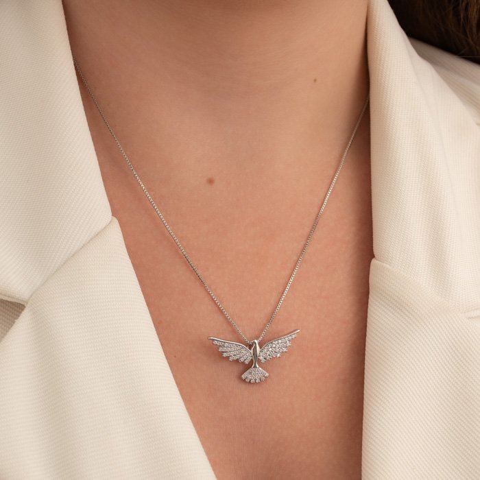 COLAR ESPÍRITO SANTO CRAVEJADO NA VENEZIANA