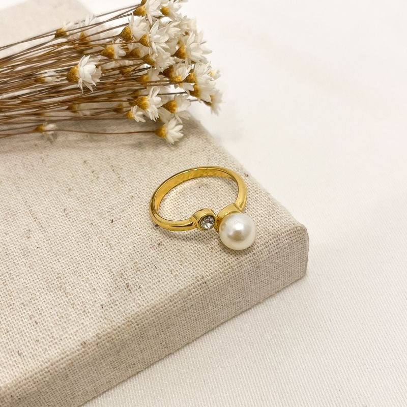 ANEL REGULÁVEL PÉROLA E ZIRCÔNIA NAS PONTAS