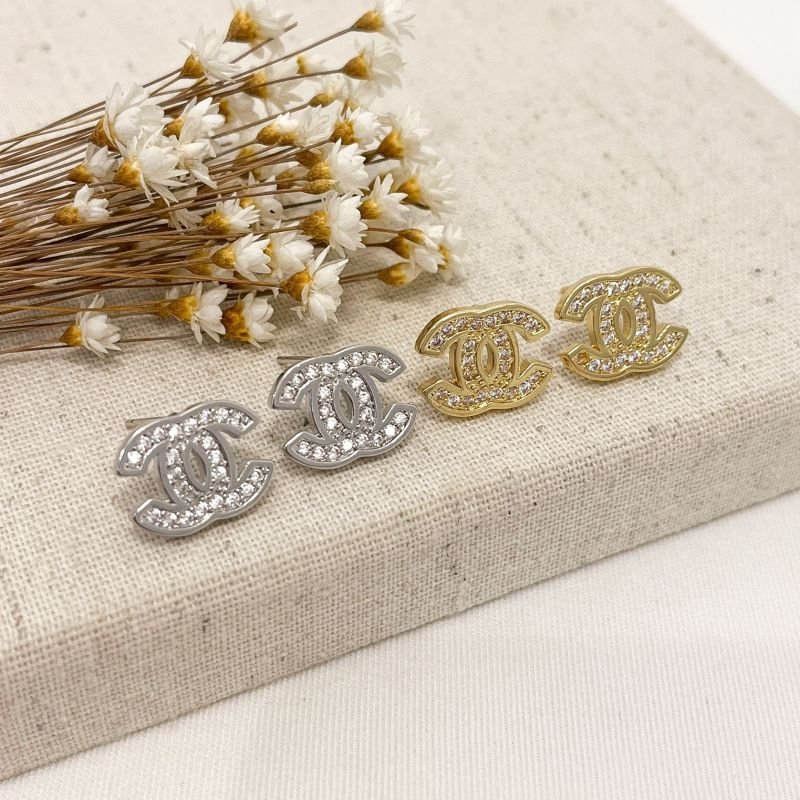 BRINCO CRAVEJADO \'X\' CURSIVO INSPIRAÇÃO