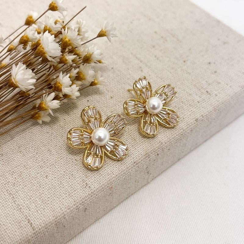 BRINCO FLOR NAVETES MIOLO PÉROLA