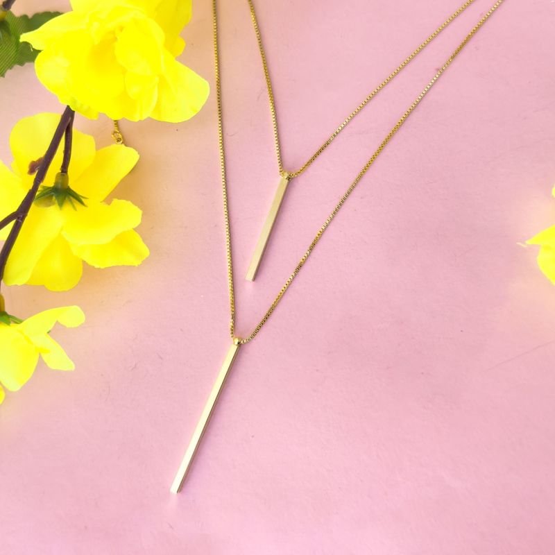 COLAR FEMININO COM BASTÕES NA VENEZIANA DUPLA