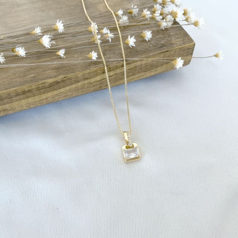 COLAR VENEZIANA PINGENTE ZIRCÔNIA RETANGULAR + CRAVEJADO