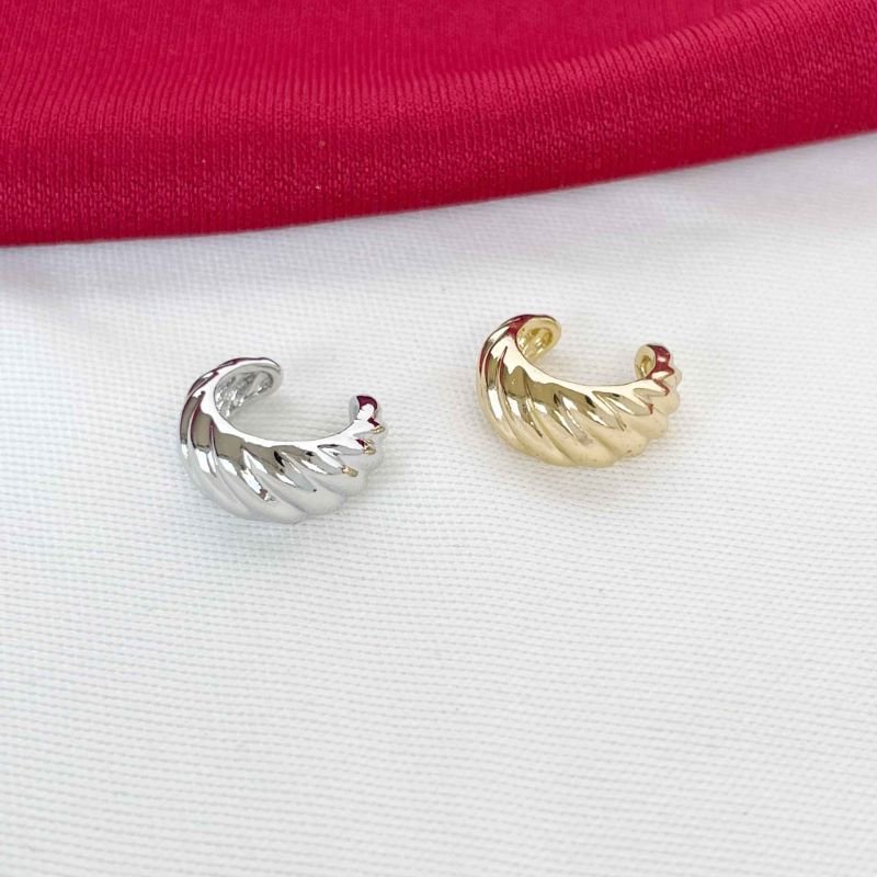 PIERCING FAKE \'CROISSANT\'
